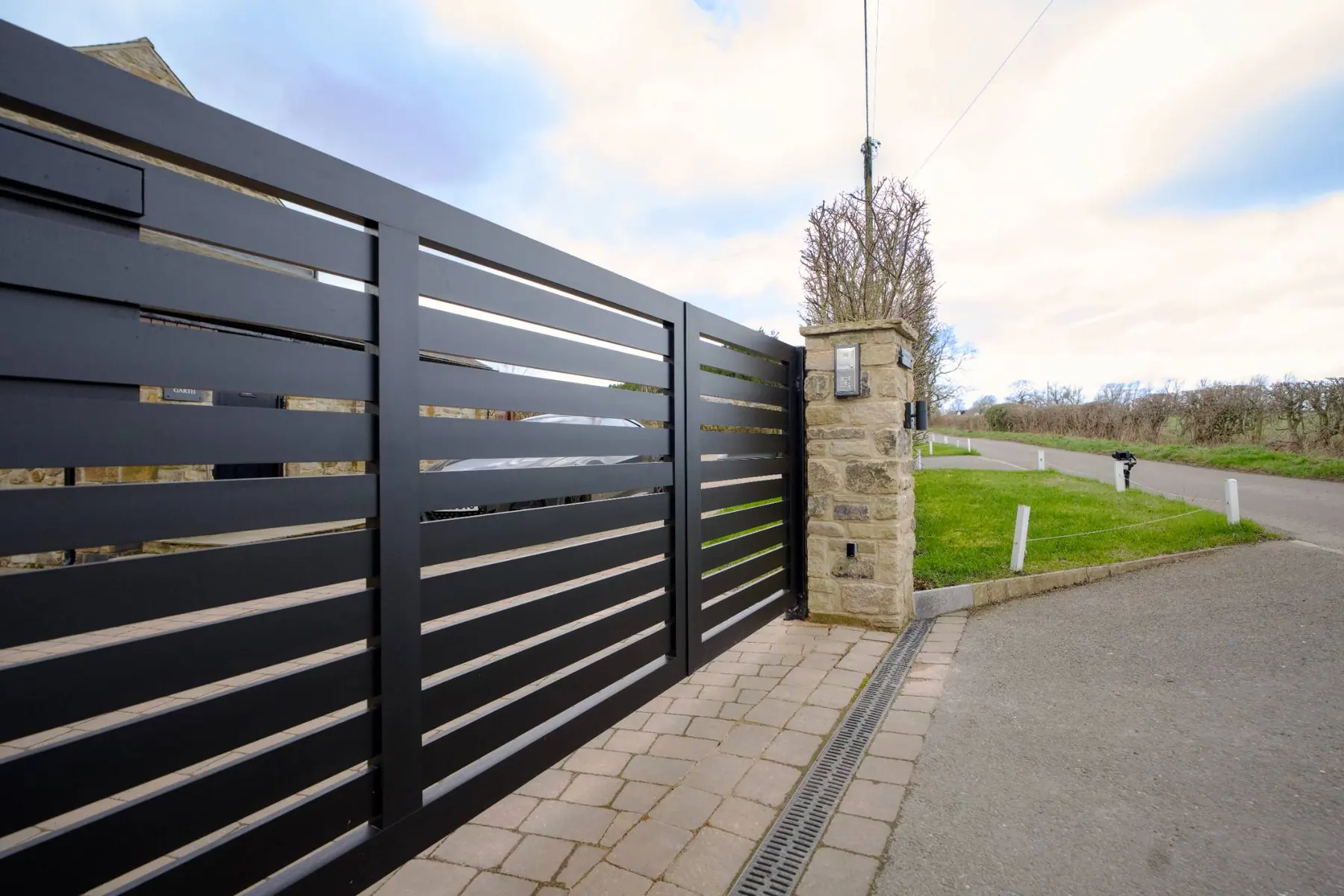Swing Gates vs Sliding Gates: Which Is Best for Your Driveway?