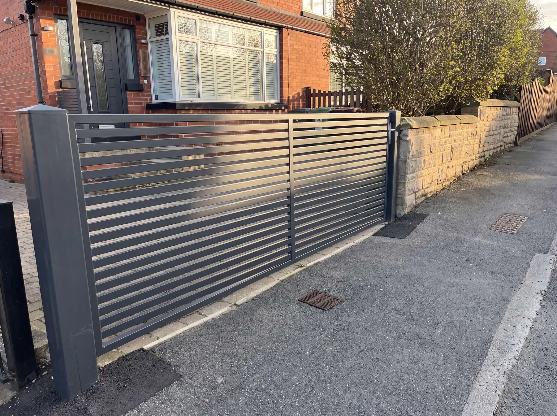 7 Mistakes People Make When Buying Driveway Gates